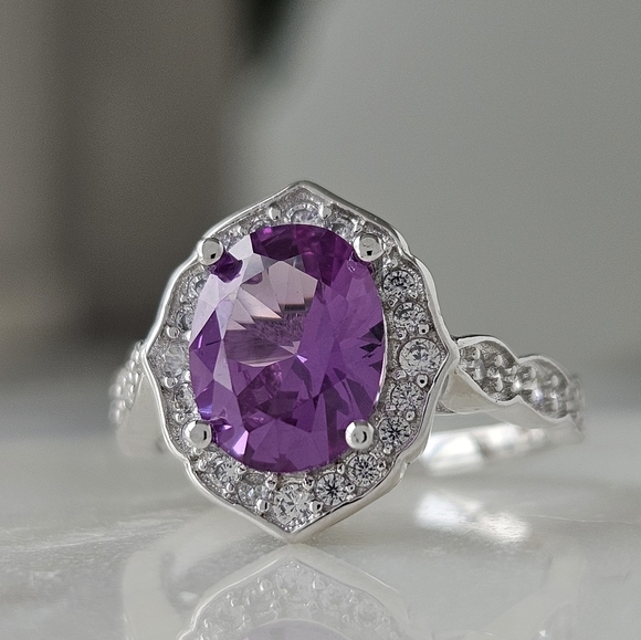 Purple Amethyst Gemstone ring, 925 Sterling Silver Charmed Aroma - Picture 4 of 9